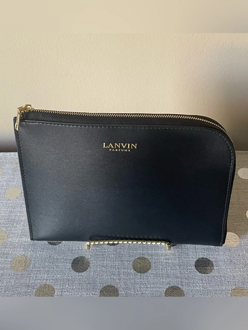 “Lavin” Black Pouch